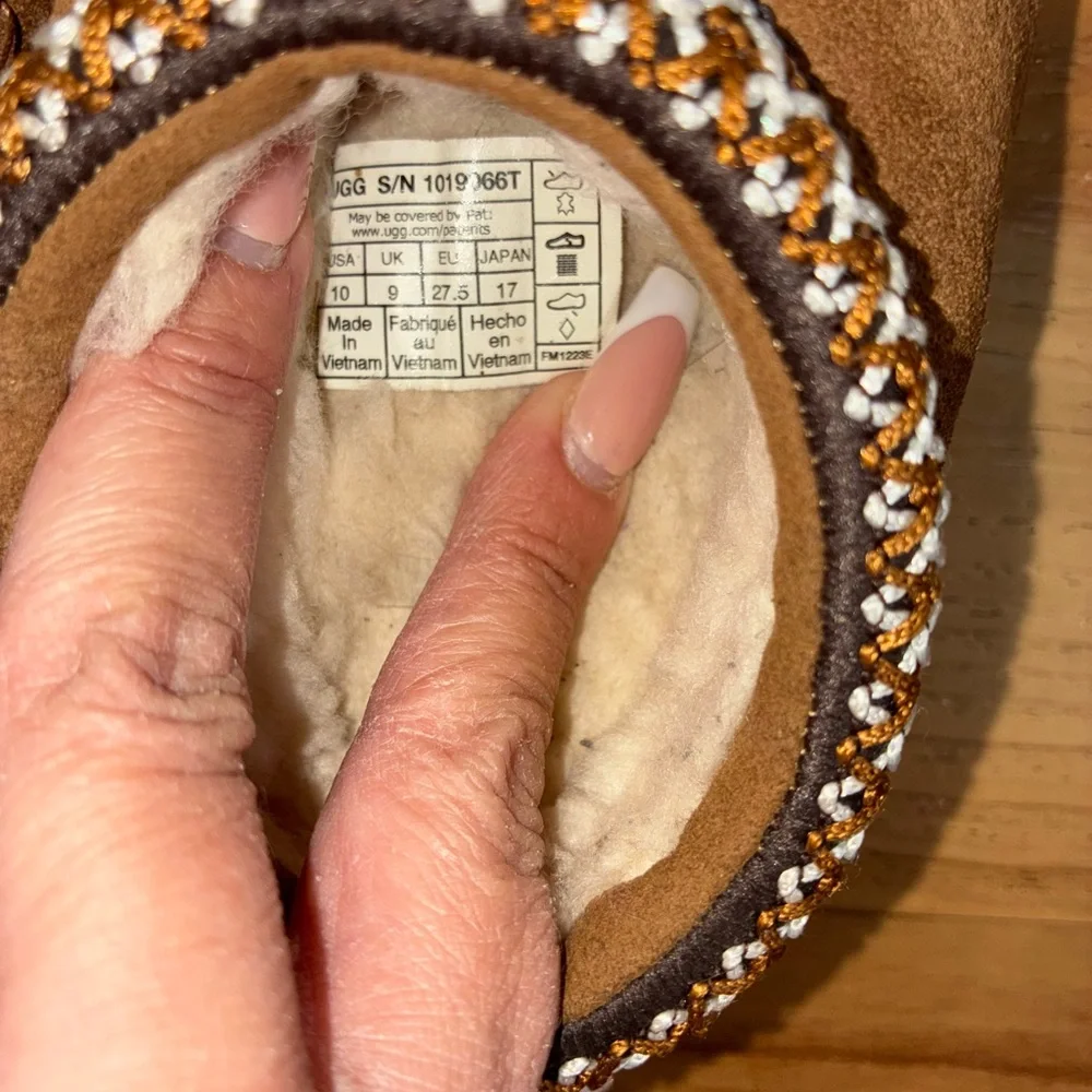 UGG tan suede